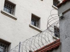 Скандал у виправній колонії Харкова: адміністрацію підозрюють у використанні рабської праці