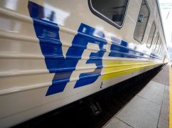Майже без вільних місць: "Укрзалізниця" розповіла про пасажиропотік першого потягу до деокупованої громади