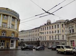 На Подолі в Харкові продають комунальні приміщення за півтора мільйона