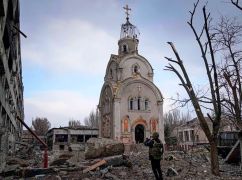 На Харківщині окупанти вдарили по підприємству та релігійних спорудах