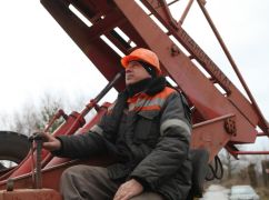 Майже 9 місяців без світла: Енергетики пояснили, чому не могли заживити село у передмісті Харкова