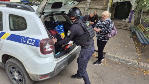 На Харківщині людей рятують від наступу росіян: Поліція показала евакуацію