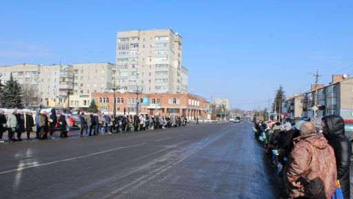 У Балаклійській громаді попрощалися із 25-річним бійцем