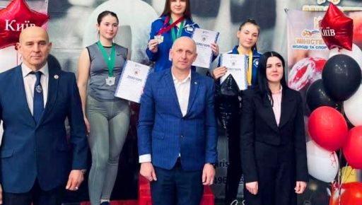 Харьковчанка одержала победу на чемпионате Украины по гиревому спорту