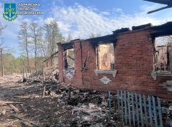 В прокуратуре показали последствия удара ФАБ-250 по селу в Харьковской области