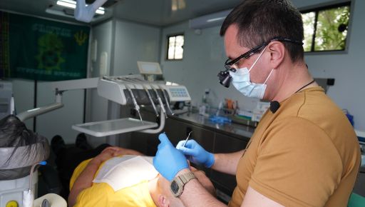 У Харківській бригаді з'явилася мобільна стоматологія: Це перший стоматкабінет НГУ на передовій