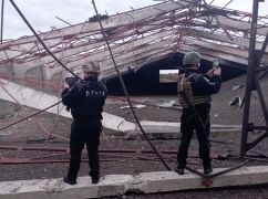 Правоохоронці показали наслідки обстрілів Харківщини, де постраждали двоє людей