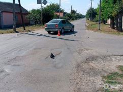 Водителю, которая травмировала мотоциклиста на Харьковщине, объявили подзорение