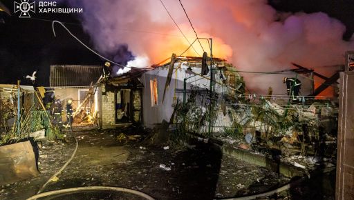 Рятувальники показали руйнівні наслідки ворожої атаки на Харківщині: фото з місця