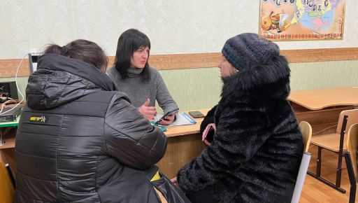 У Харкові на місцях влучань працюють виїзні ЦНАПи