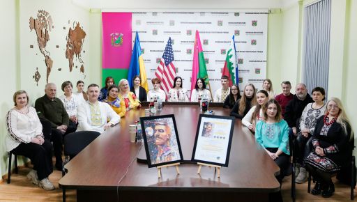 Картины из Харьковской области экспонируют на благотворительной выставке в США