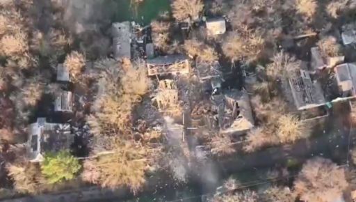 Третій день російська авіація завдає удари по селу Клинова Новоселівка на Харківщині