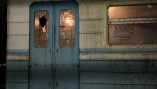 Двум жителям Харьковщины грозит тюрьма за избитые окна в поезде