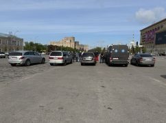 Литва передала п&rsquo;ять автівок харківським гвардійцям