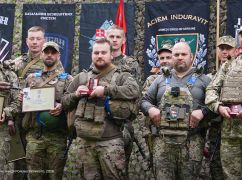 На Куп&rsquo;янському напрямку захисникам вручили державні нагороди