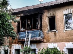 В Харькове из горящего дома спасли двух человек