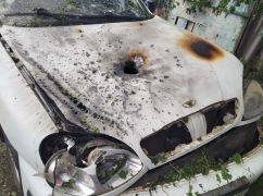 Дрон протаранив авто у прикордонні на Харківщині: кадри з місця