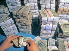 Нелегальні гроші. Як у Харкові витрачали неофіційні доходи