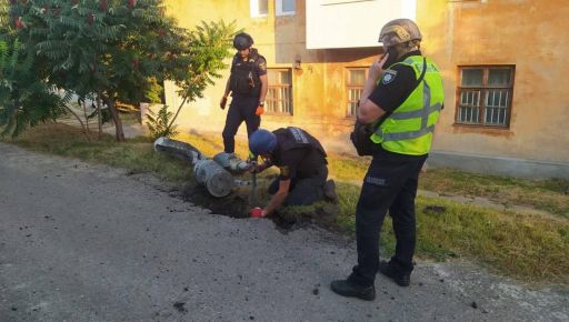 Поліція показала "Смерчі”, які прилетіли вночі у Новобаварській район Харкова