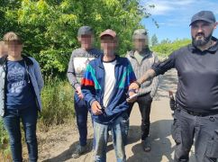 У передмісті Харкова спіймали торгівця зброєю: Зловмисник встиг продати "Джмеля” та рушницю