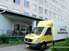 В Богодухове фонд Дениса Парамонова предоставил новую мебель для станции скорой помощи