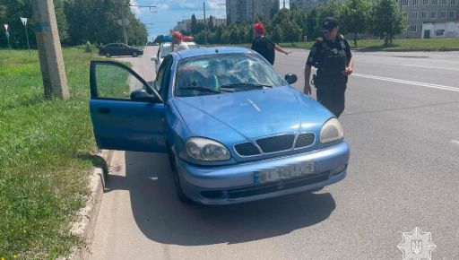 Привлек внимание битым авто: В Харькове поймали водителя с поддельным удостоверением