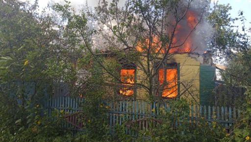 Обстріли Харківщини 12 липня: Є поранений, знищені будинки, сталися пожежі