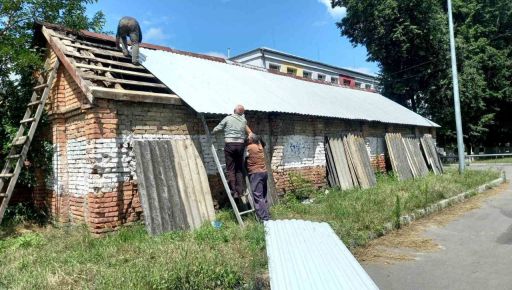 В Дергачах завершают ремонт лицея, который разбили россияне