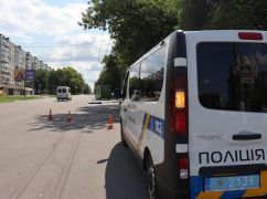 Опубликованы кадры из квартиры в Харькове, где произошло тройное убийство