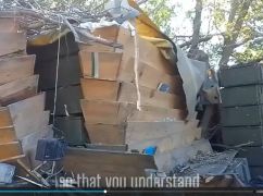 На Харківщині окупанти будували бліндажі з трун