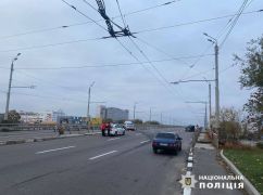 На мосту в Харькове столкнулись автомобили: Два человека в больнице