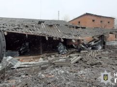 Розбиті ангари та будинки: Поліція показала наслідки російських обстрілів Харківщини 3 лютого