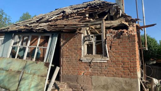 Оккупанты ударили по Волчанску: Из-под завалов дома достали тело мужчины