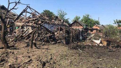 В Золочеве в Харьковской области российский УАБ повредил 25 домов