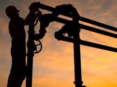 Два дня без газа: в Изюме жителей просят перекрыть краны