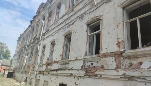Росіяни обстріляли центр Куп'янська: Поранено жінку
