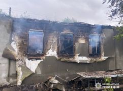 Оккупанты обстреляли частные дома в Харьковской области: Кадры с места