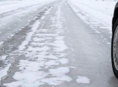 На дорогах буде слизько: харків&rsquo;ян попереджають про ожеледицю