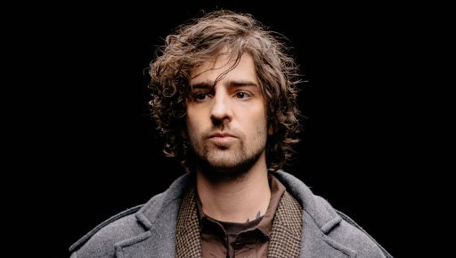 "Очі були повні сліз": Дантес зізнався, що змушує його плакати