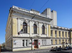 Россияне разрушили 30 харьковских музеев и повредили уникальную библиотеку - Терехов