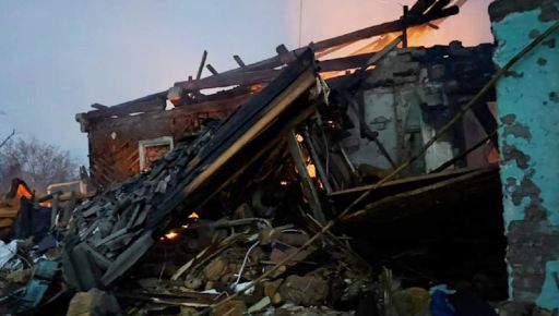 Полиция показала последствия вражеских обстрелов на Харьковщине: пострадали три человека