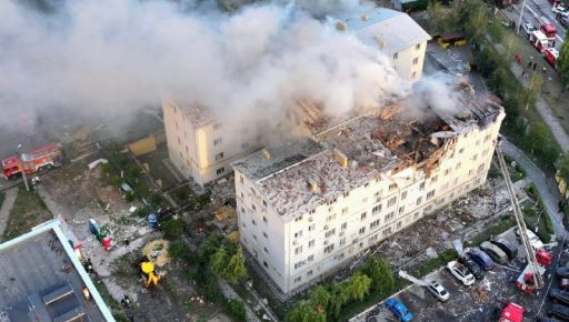 Під завалами в Індустріальному районі Харкова можуть перебувати одна чи дві родини
