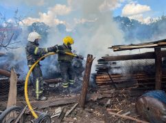 Пожежу в Чугуївському районі Харківщини гасили луганські рятувальники