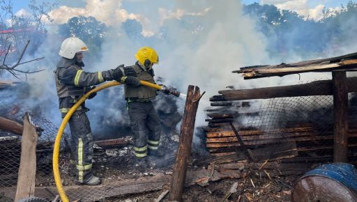 Пожежу в Чугуївському районі Харківщини гасили луганські рятувальники