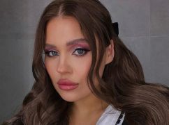 В шубе на белье: KAZKA поделилась фотографиями с откровенной фотосессии