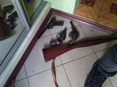 В Харькове трое мужчин устроили стрельбу