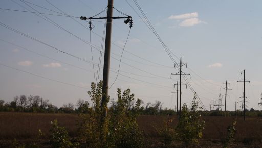Харківські енергетики відновлюють високовольтну лінію, яка забезпечить світлом прифронтову громаду