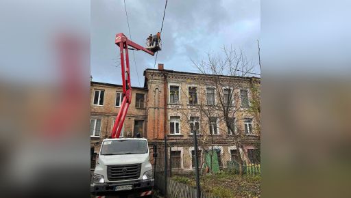 Ураган в Харькове повредил электросети