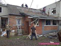 В Дергачах в результате российского авиаудара повреждены 45 домов