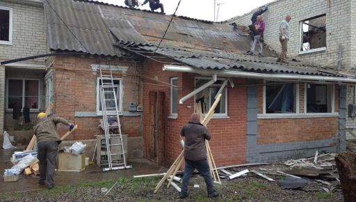 В Дергачах в результате российского авиаудара повреждены 45 домов